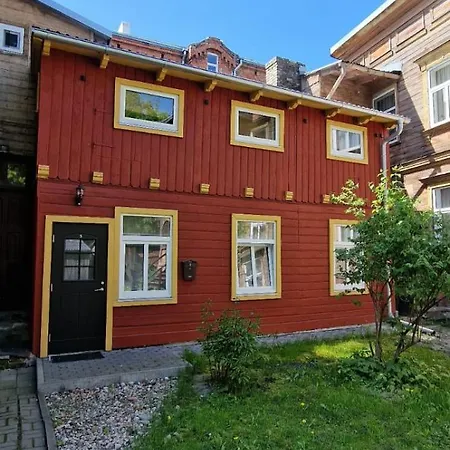 Ferienwohnung Red House. Liepāja Exterior foto